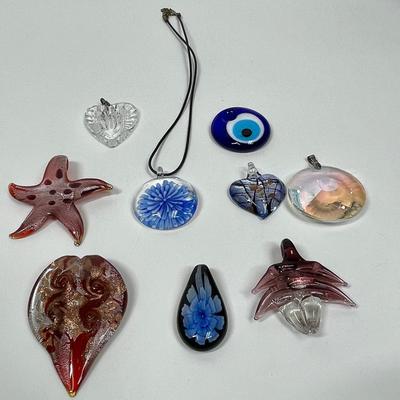 Vintage with many blown glass pendants