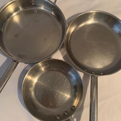 Calphalon & Cuisinart Pots & Pans (K-HS)