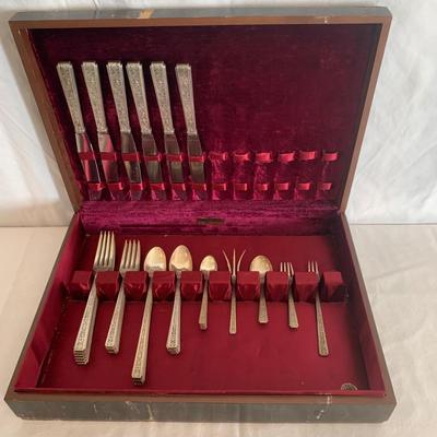 6Pc Rogers, Lunt, & Bowlen ‘Chased Classic’ Sterling Flatware Set (K-HS)
