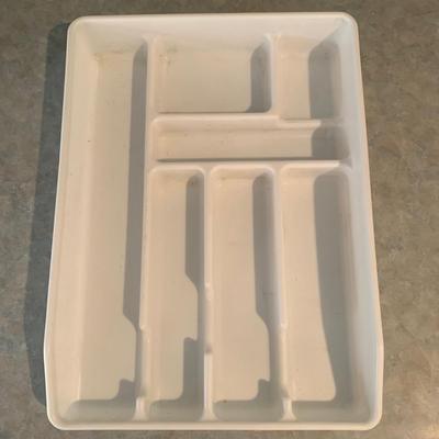 Oneida Cutlery Set & Variety of Utensils (K-HS)