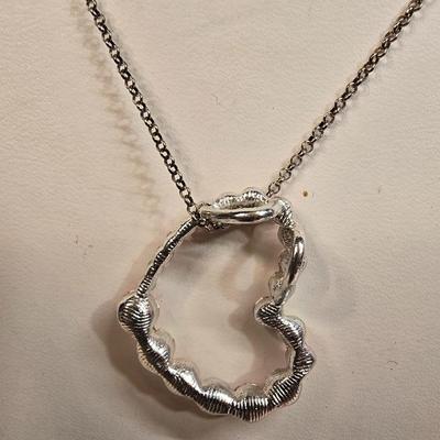 Sterling silver chain w/heart pendant