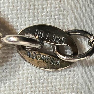Sterling silver chain w/heart pendant