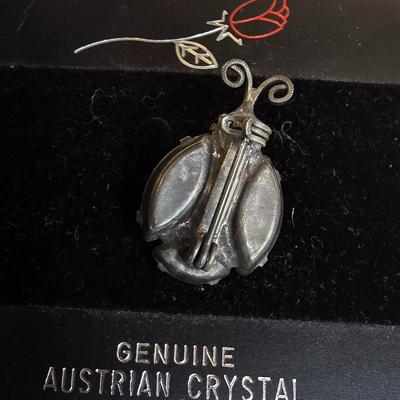 Genuine Austrian Crystal pin