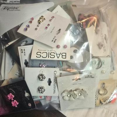 Gallon bag of earrings