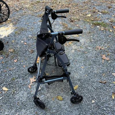 462 Rollator Walker/Seat 27.5”