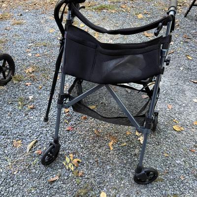 462 Rollator Walker/Seat 27.5”
