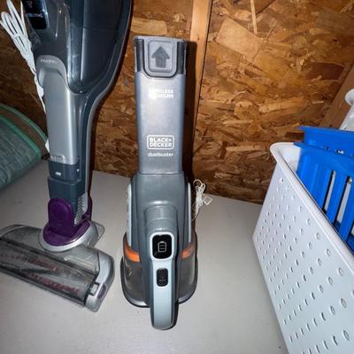 464 Pair Of Black and Decker Cordless Vacuums