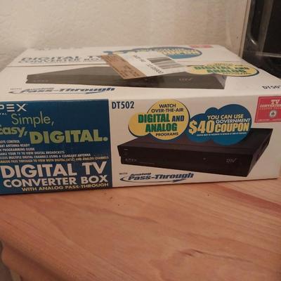 Small Samsung TV and New Converter Box