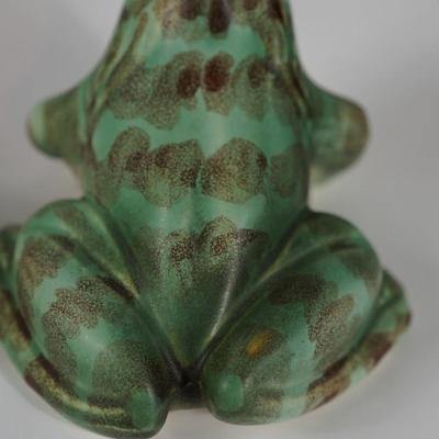 VINTAGE CERAMIC POTTERY FROGS ROSEVILLE & BRUSH MCCOY POTTERY