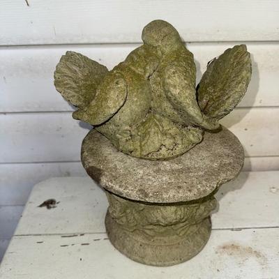 476 Concrete Love Birds Garden/Lawn Decor