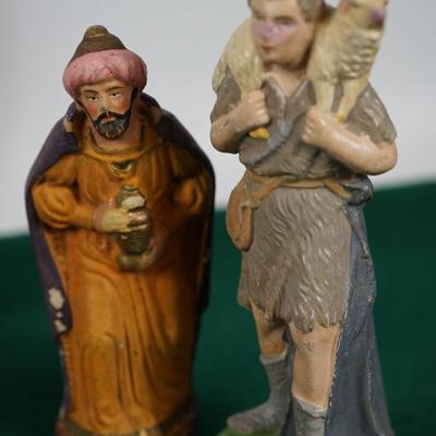 VINTAGE GERMAN PAPER MACHIE NATIVITY SCENE FIGURINES. 6 1/2" HAND PAINTED