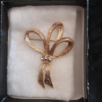 Gold Tone Necklaces and Broach