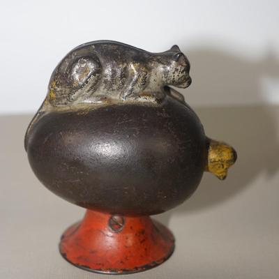 1880's MECHANICAL ANERICANA TOY BANK "TABBY BANK"