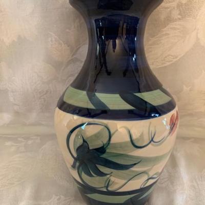 Vintage Gail Pittman, HP pottery vase