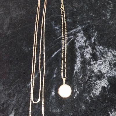 Shannon's Watch, Necklaces and earrings