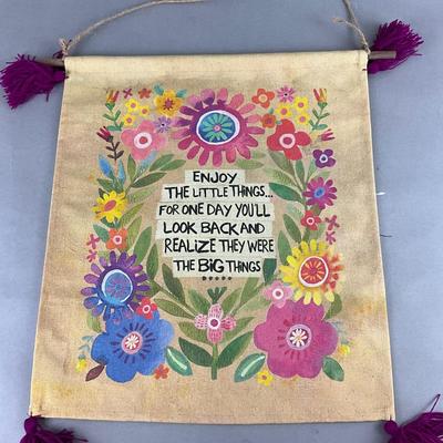 526 Various Natural Life Wall Tapestries
