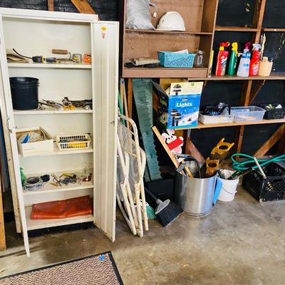 Lot 13: Garage Selection