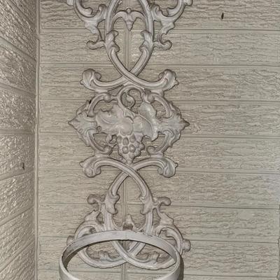 Decorative Cast Iron Plant Holders & Decor