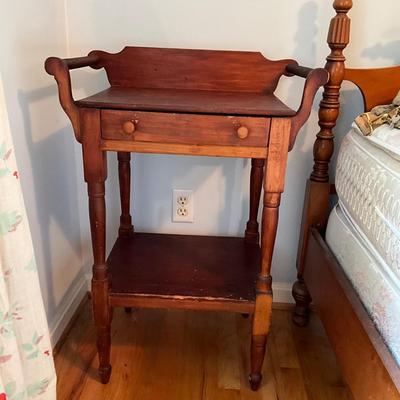 553 Antique Poplar wood Washstand