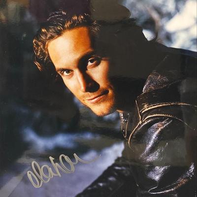 Oliver Hudson Signed Photo