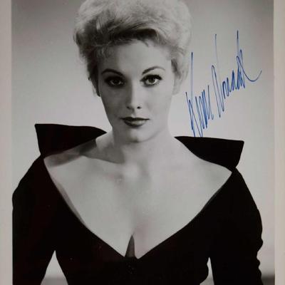 Kim Novak signed portrait photo 