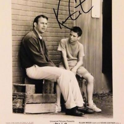 Kevin Costner signed movie still photo 