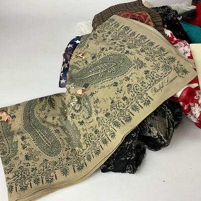 574 Large lot of Women's Scarves '