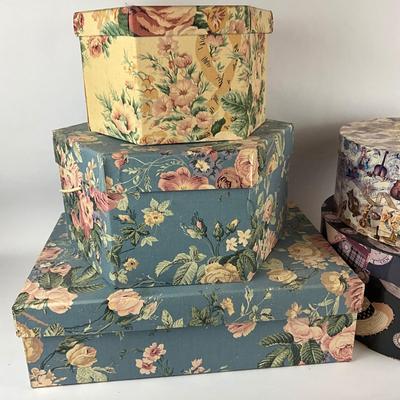 578 Lot of Hat Boxes and Storage Boxes