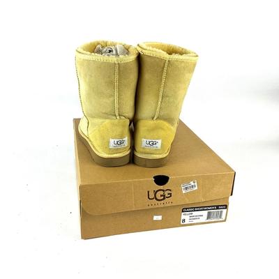 583 Ladies Classic Short Yellow UGG Boots size 8