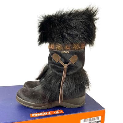 587 Ladies Technica Black Bovina Pelo Roso Boots size 9