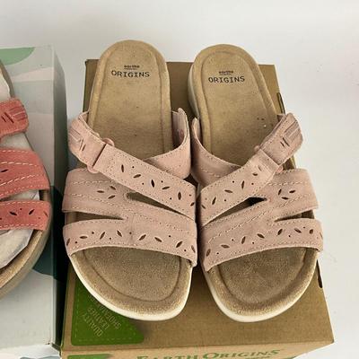 598 Three Pairs of Ladies Earth Origins size 8