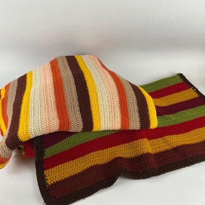 604 Lot of 3 Knitted / Crocheted Blankets