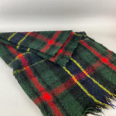 616 Lot of Avoca Shoulder Wrap and Glen Cree Mohair Throw