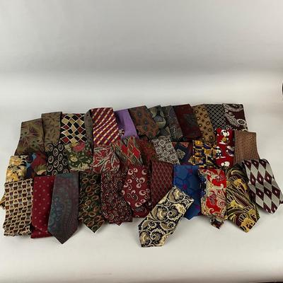 619 Large 37 pc. Mens Silk Tie Lot