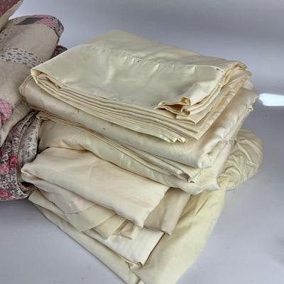 633 Two Vintage Twin ARCH QUILTS with Royal Satin Twin Sheet sets