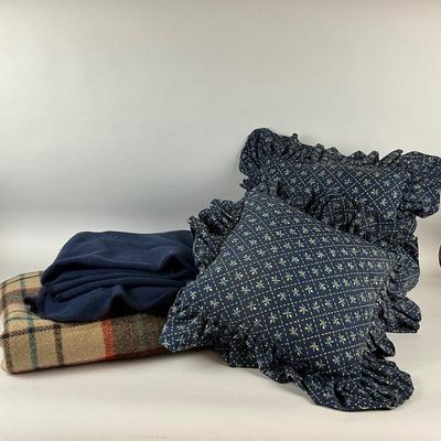 640 Vintage Waverly Pillows and Wool Blankets