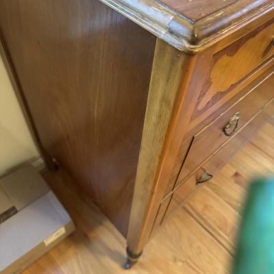 653 Vintage Mixed Woods Dresser with Mirror