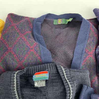 658 Large lot of Vintage Mens Wool Sweaters