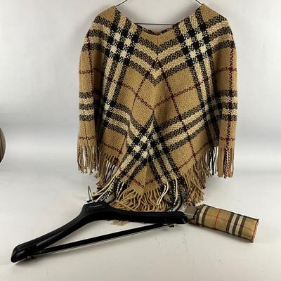 662 Burberry Nova Check Wool Cashmere Poncho with Umbrella