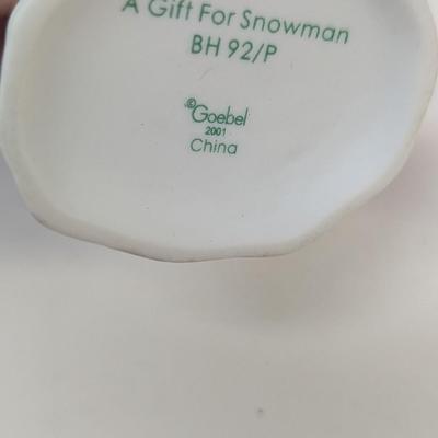 Goebel Berta Hummel Figurines "A Gift For Snowman" & "Dashing Through The Snow"