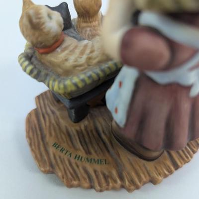 1999 Berta Goebel "New Arrivals" Figure