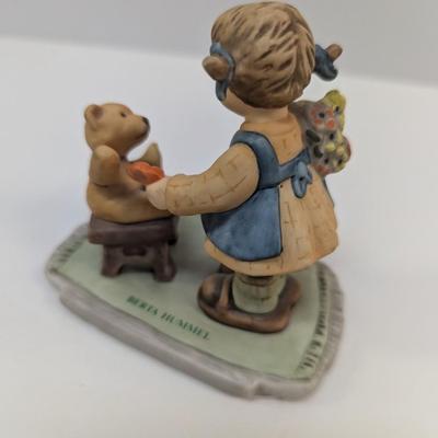 1998 Berta Goebel "With Love" Figure