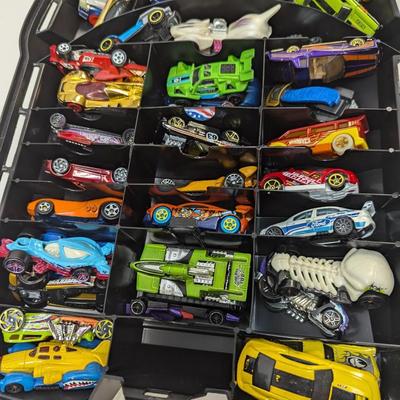 Rolling Hot Wheels Car Case Full Of Vintage Cars Choice 1