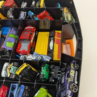 Rolling Hot Wheels Car Case Full Of Vintage Cars Choice 1