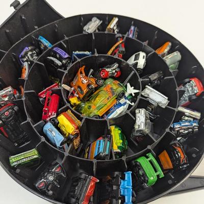 Hot Wheels Spinner Car Case With Vintage Cars