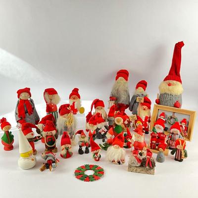 689 Lot of Vintage Swedish Wooden Butticki Christmas Figures