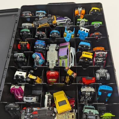 Hot Wheels Carrying Case With Vintage Cars