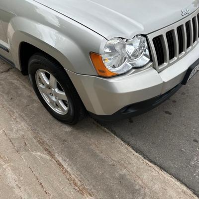 2009 JEEP GRAND CHEROKEE 4x4. “”MUST SEE”