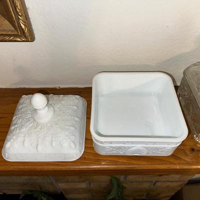 2 TIARA GLASS CANDY DISHES