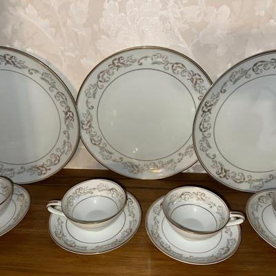 NORITAKE "STANWYCK" CHINA SET